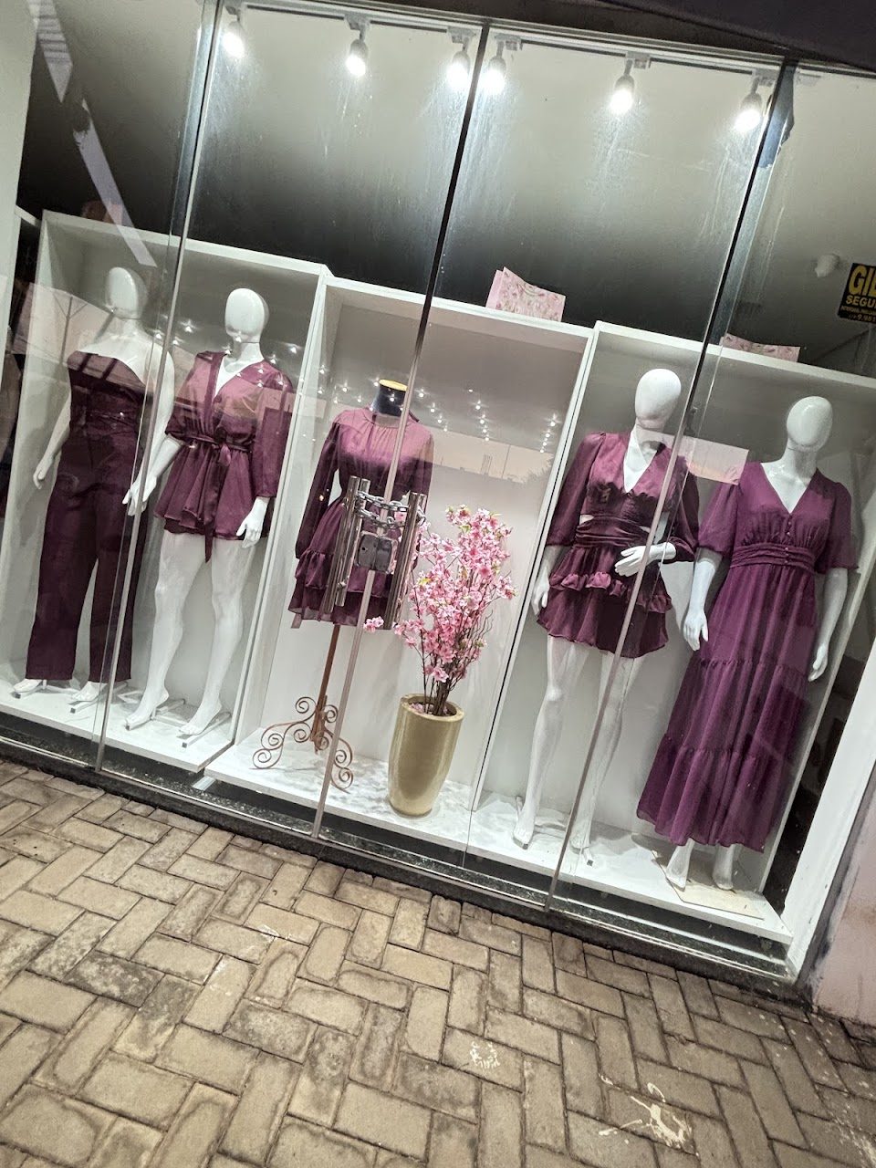 Taty luz store